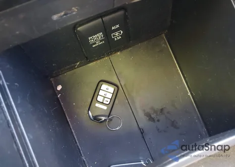 2021 Honda Pilot Awd Touring 7 Passenger z USA, uszkodzony, nr VIN 5FNYF6H65MB091805